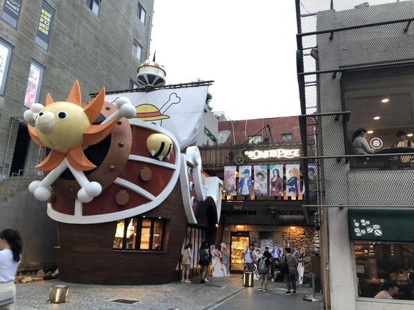 A One Piece-themed cafe in Hongdae