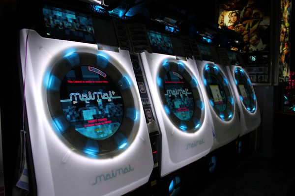 Arcade cabinets for Maimai