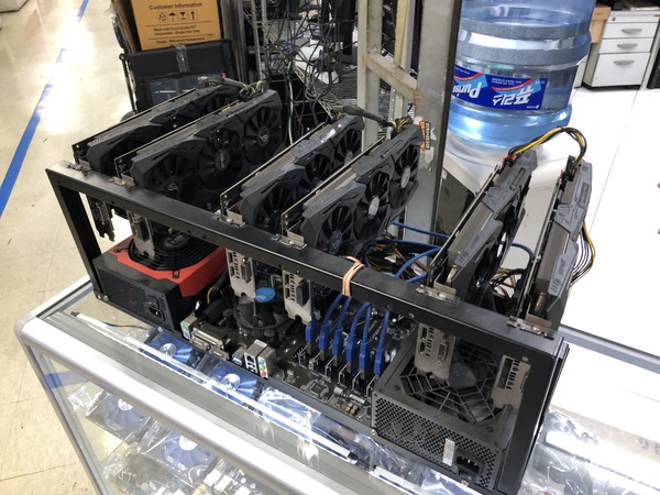 A computer with two PSUs and six graphics cards at the Yongsan electronics market